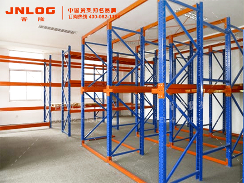 <b>輕型、中型、重型貨架三者之間對(duì)比</b>
