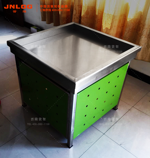 蔬菜貨架堆頭.jpg